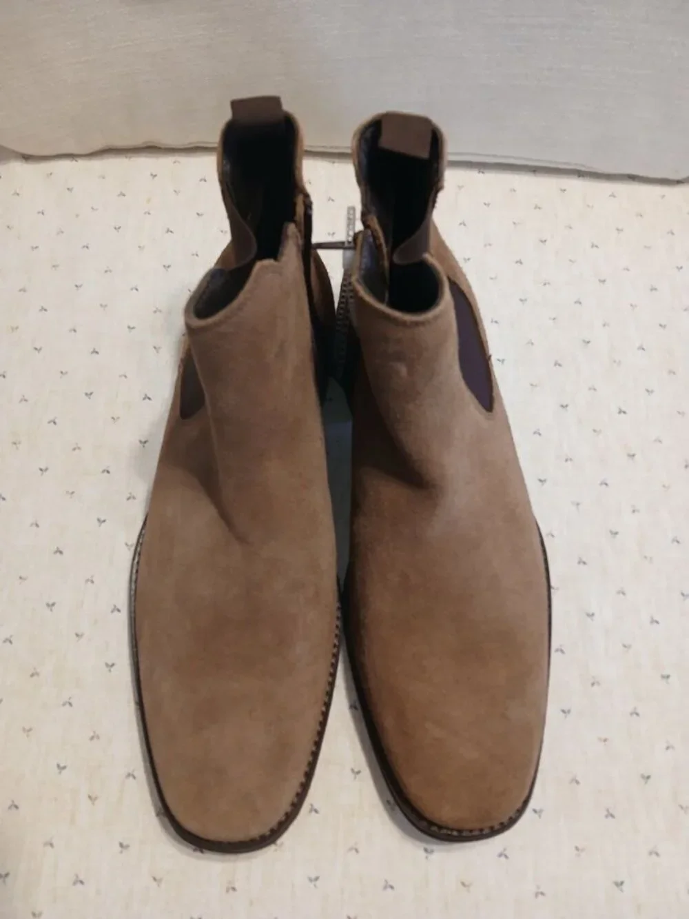 Section X Steven Men’s Brown Suede Chelsea Boots Size 9 M New Without Box